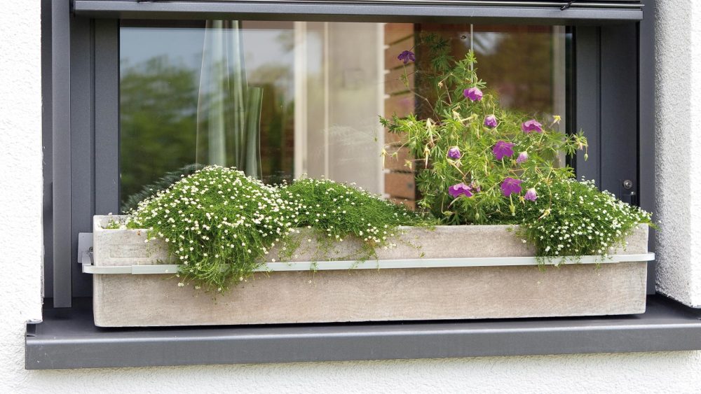 30012 - Blumenkastenhalterung | hecht international